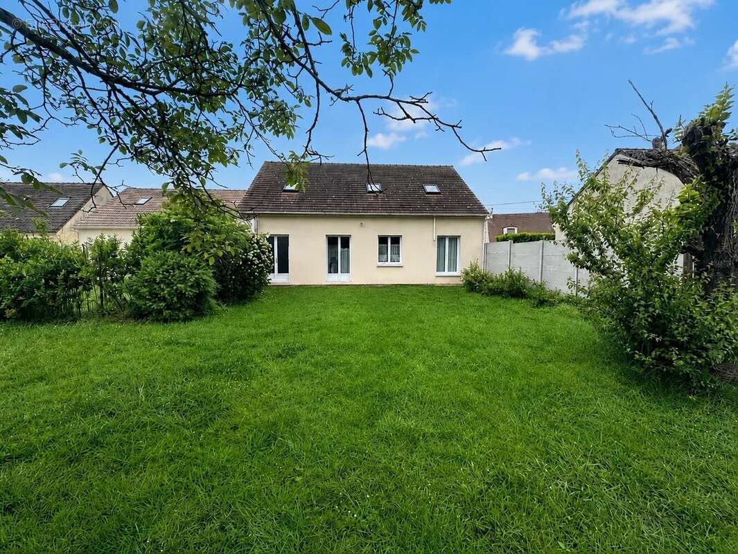Maison à COULOMMIERS