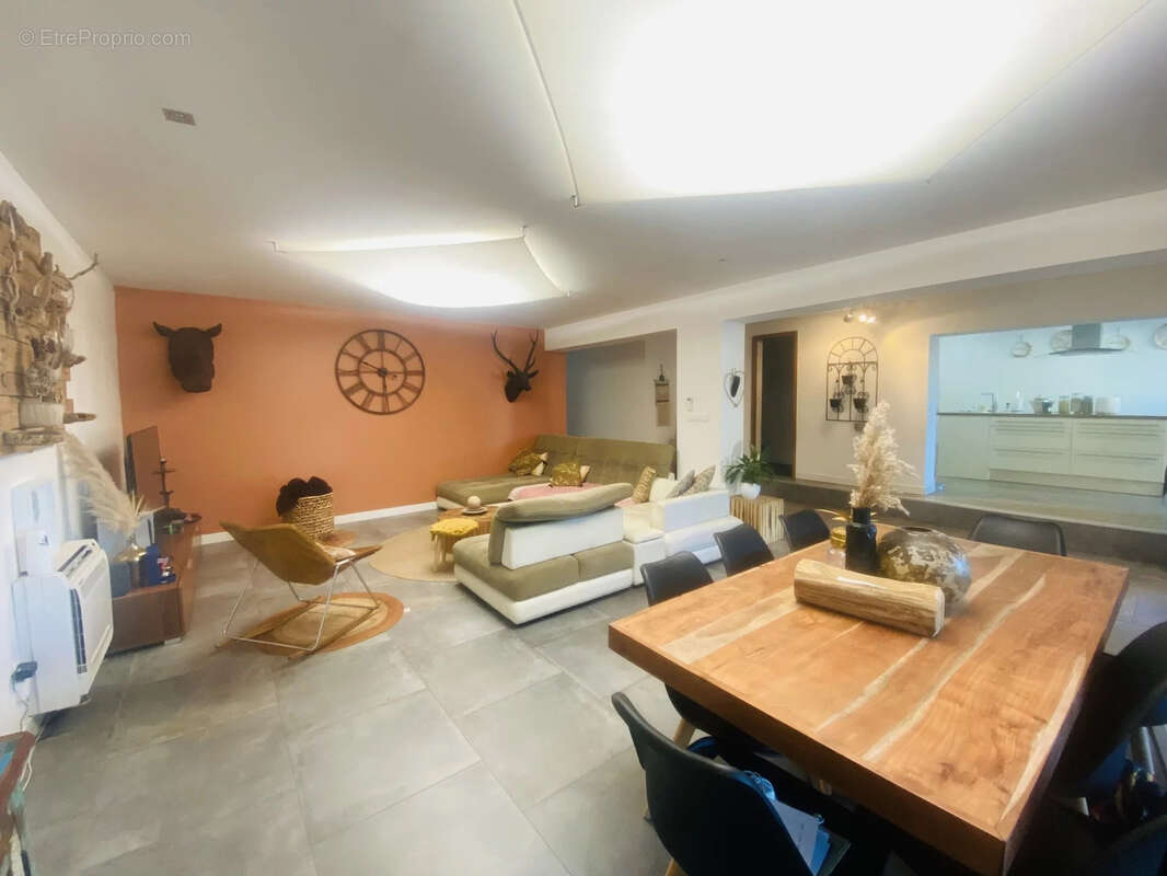 ensemble immobilier (commerce+villa) TOURVES 83170 - photo 5