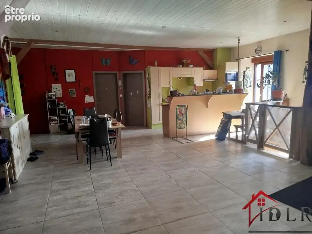 Ensemble immobilier compose de 3 maisons - photo 12