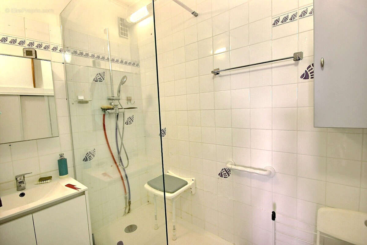 Appartement à FRESNES