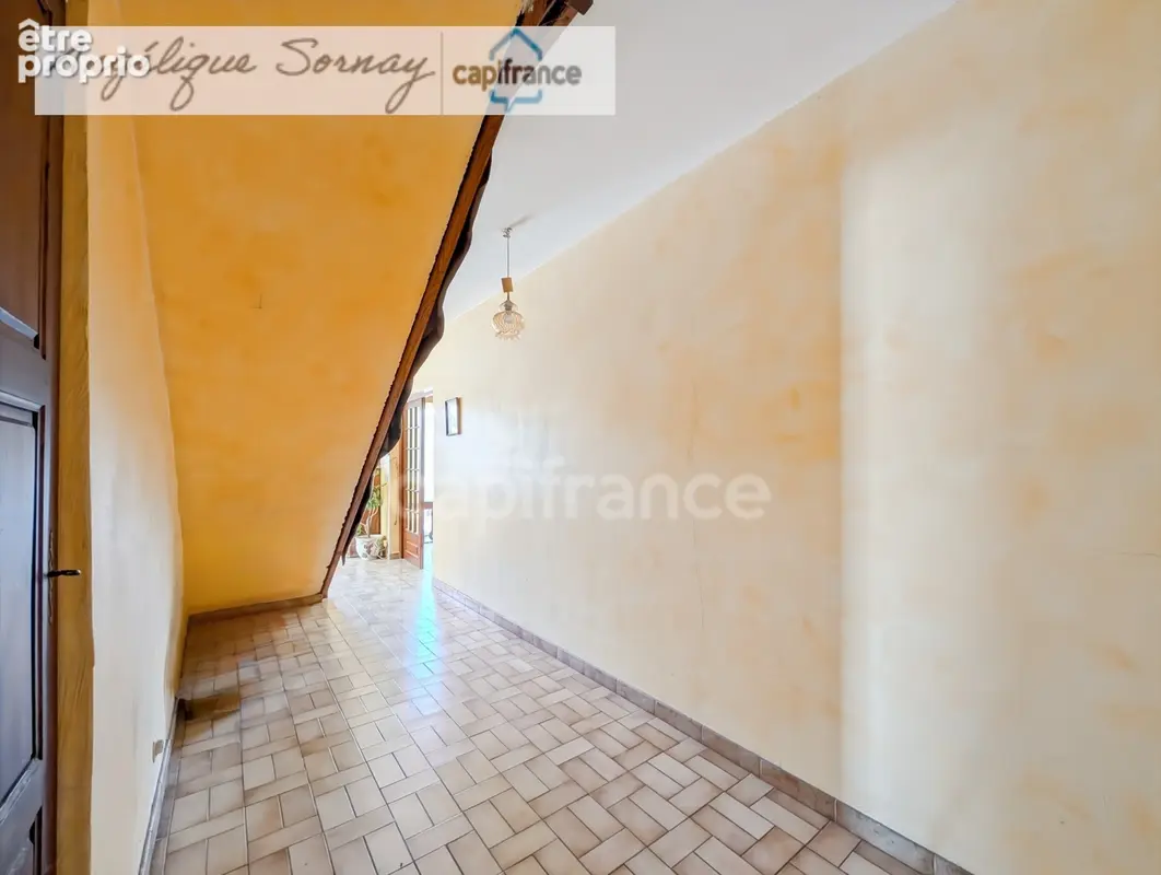 Louhans – 202 m² / 6 chambres / 2 500 m² / 4 garages – un potentiel rare ! - photo 23