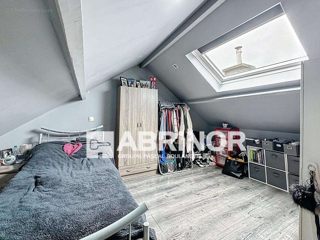 Maison 3 chambres - jardin et grand garage - photo 8