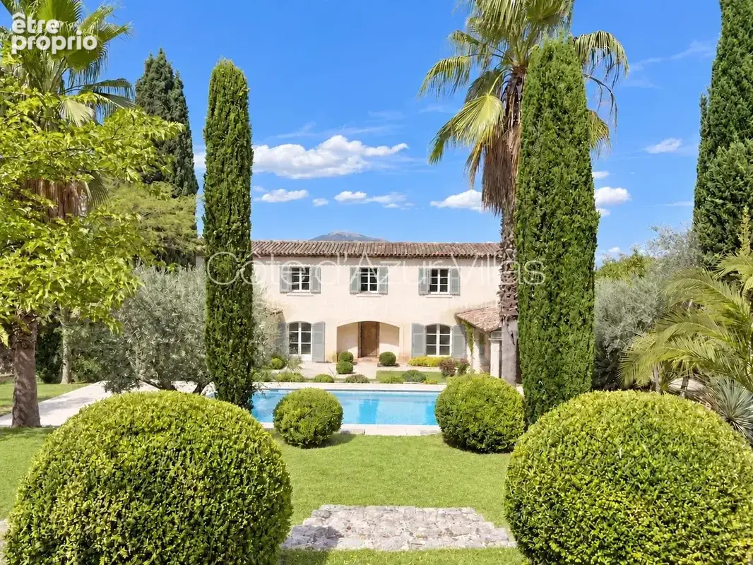 Maison à VALBONNE