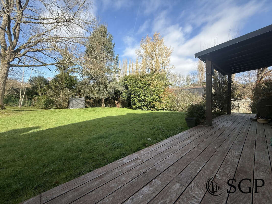 Maison à CHATEAUFORT