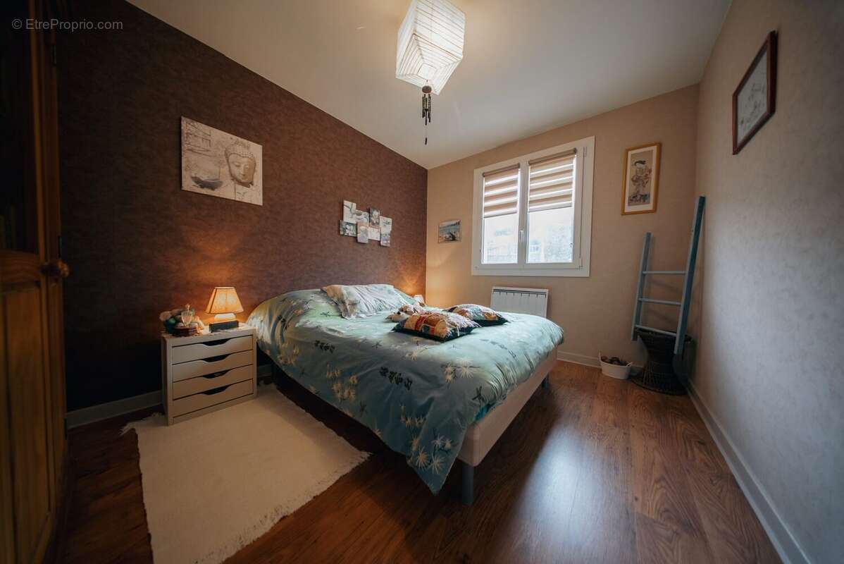 Maison à MIREFLEURS