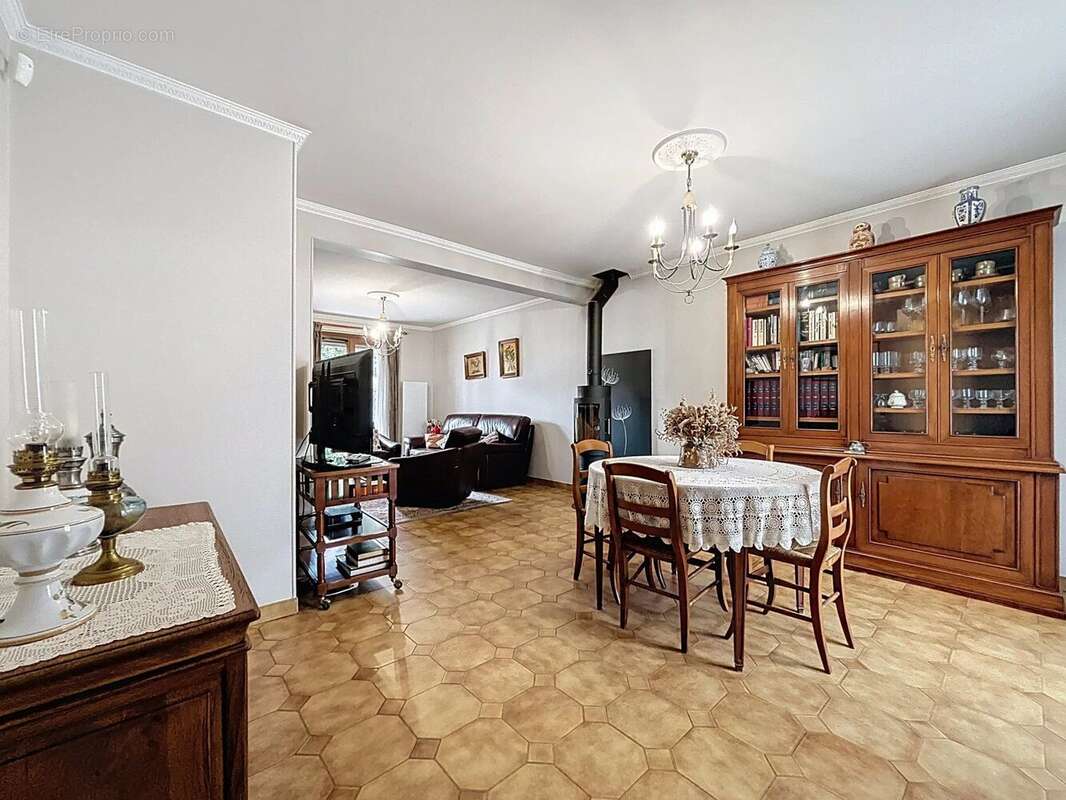 Maison à LIMEIL-BREVANNES