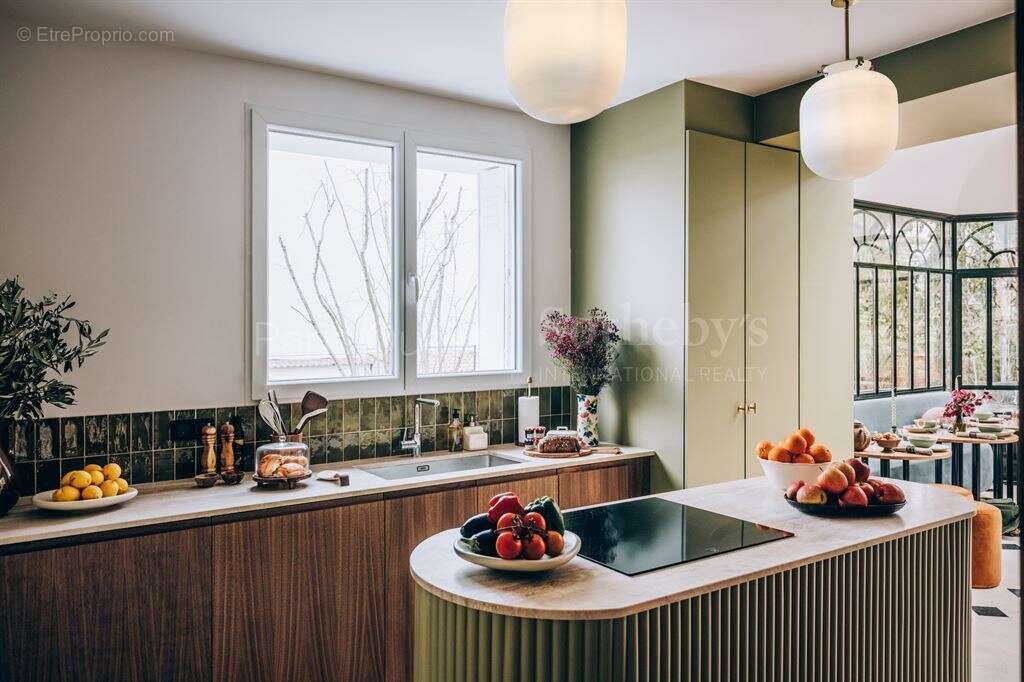 Maison à SAINT-MAUR-DES-FOSSES