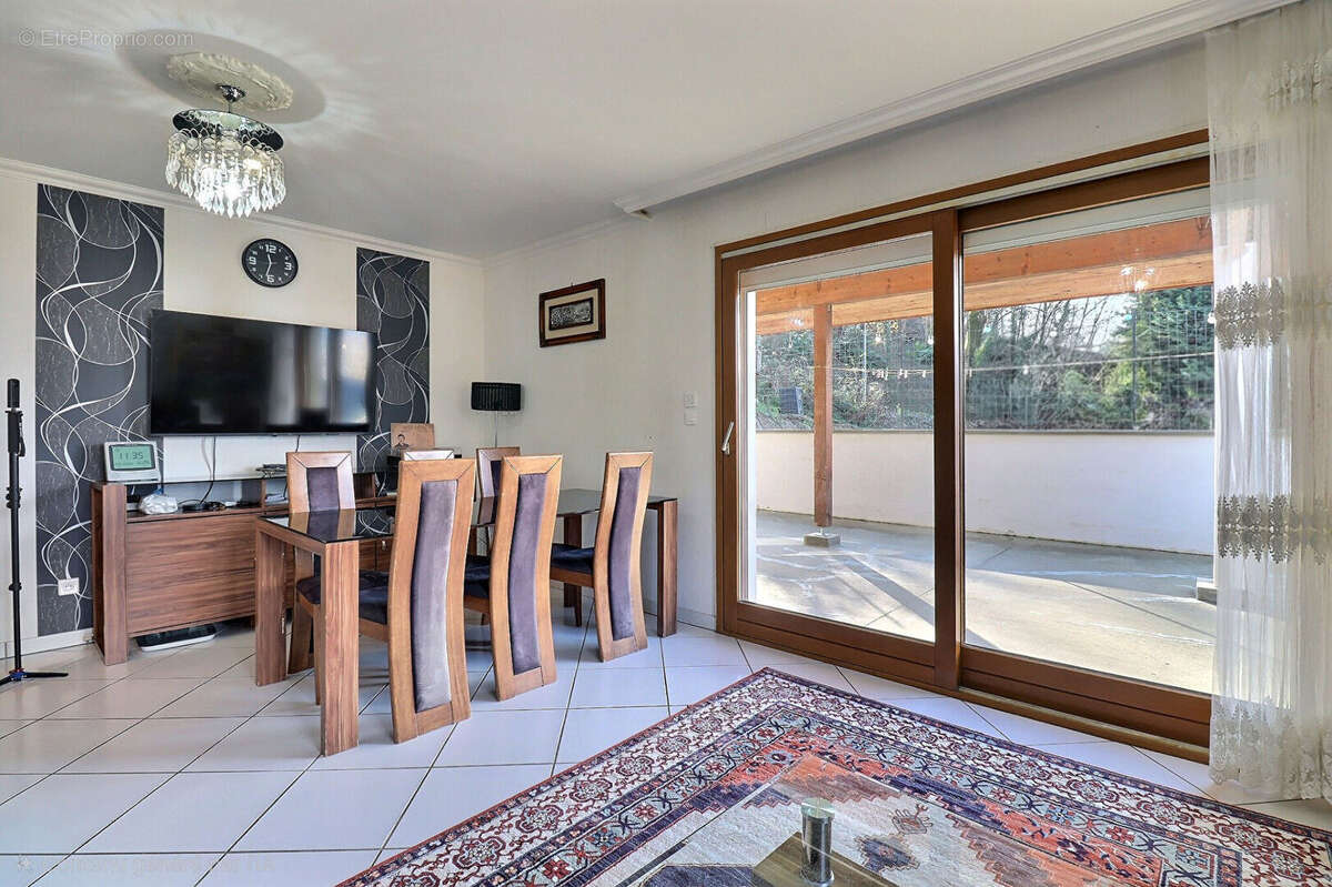 Maison Chambery 6 pièce(s) 141 m² et 559 m2 de terrain - photo 7