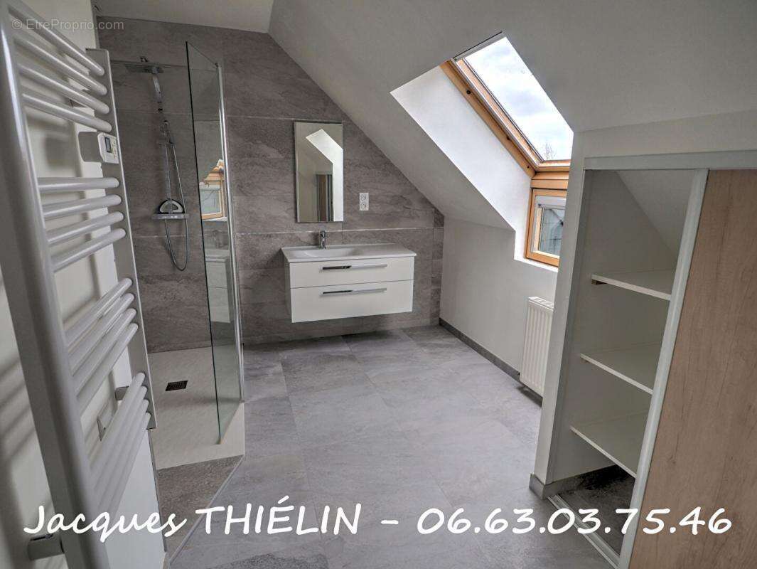 Maison à LONGUE-JUMELLES