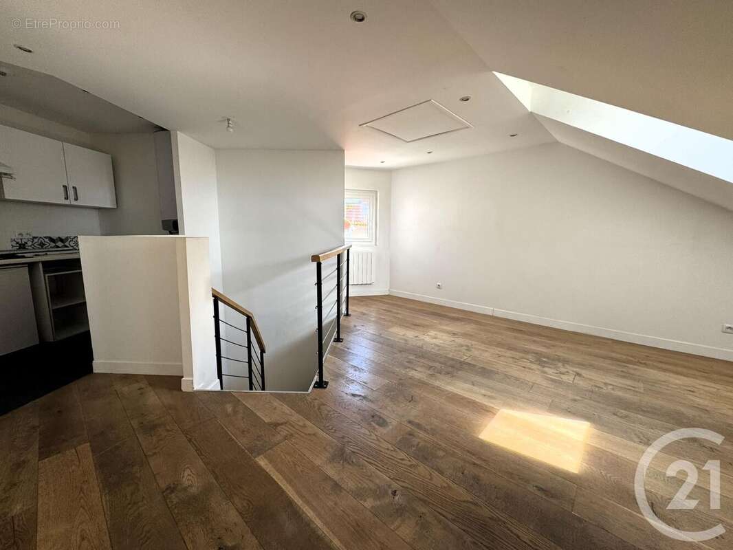 Appartement à SAINT-MAUR-DES-FOSSES