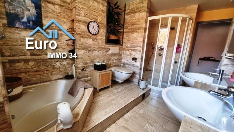 Maison de style vigneronne de 160 m² avec grand garage - photo 13