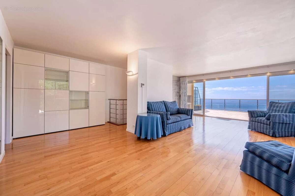 Eze bord de Mer, Maison mitoyenne, 143 m² habitable, vue mer - photo 4
