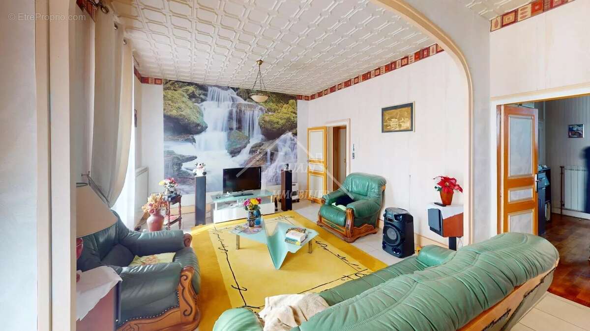 Maison à COSNE-D'ALLIER