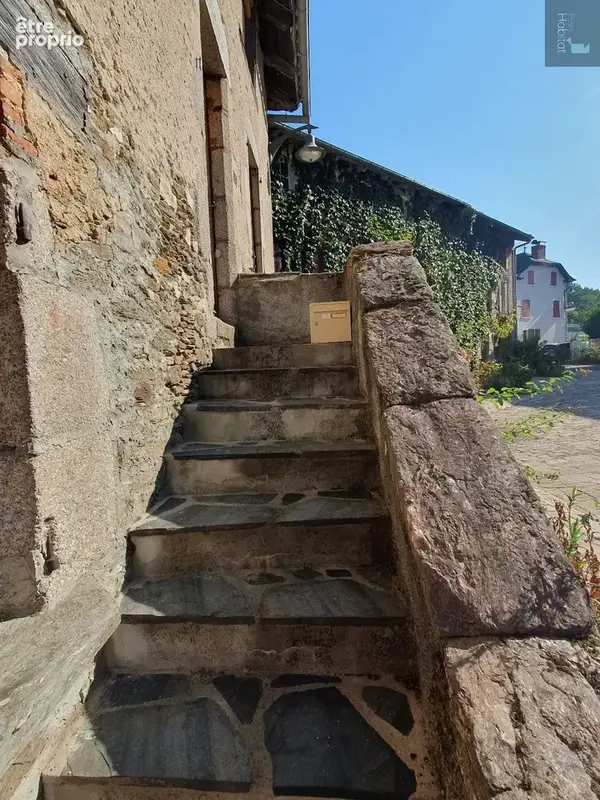 Maison place de l'Eglise - photo 4