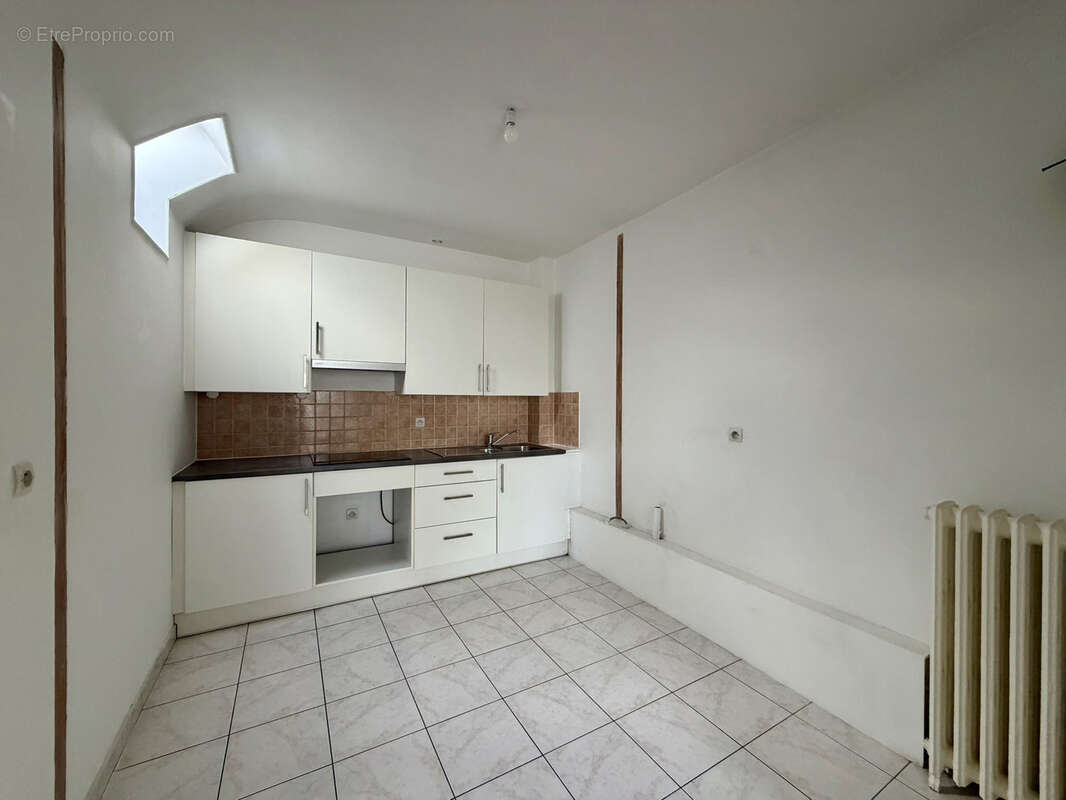Appartement à FONTENAY-SOUS-BOIS