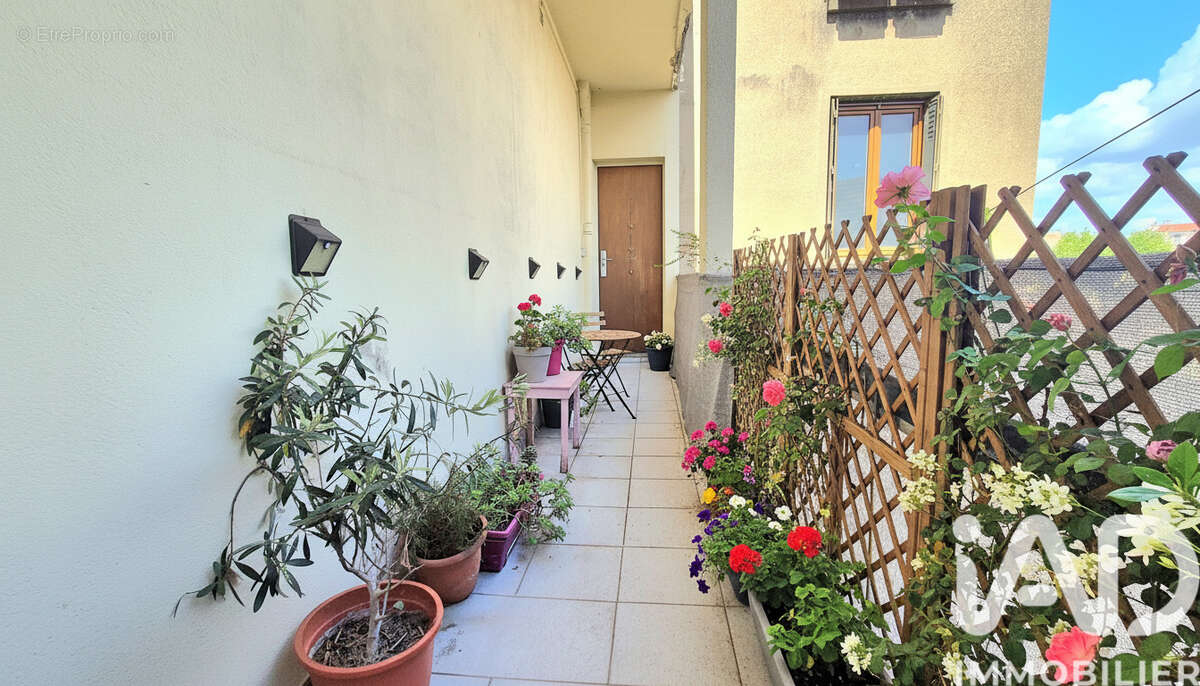 Photo 8 - Appartement à VILLEJUIF