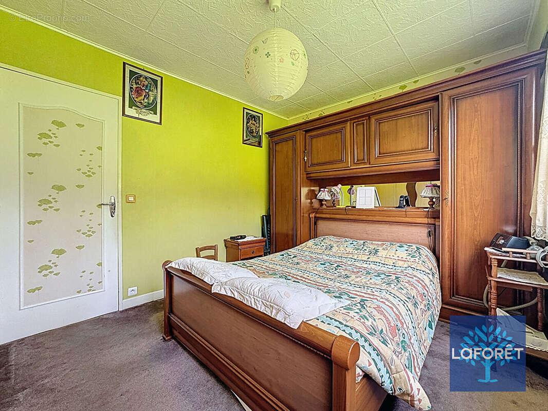 Appartement à CHILLY-MAZARIN