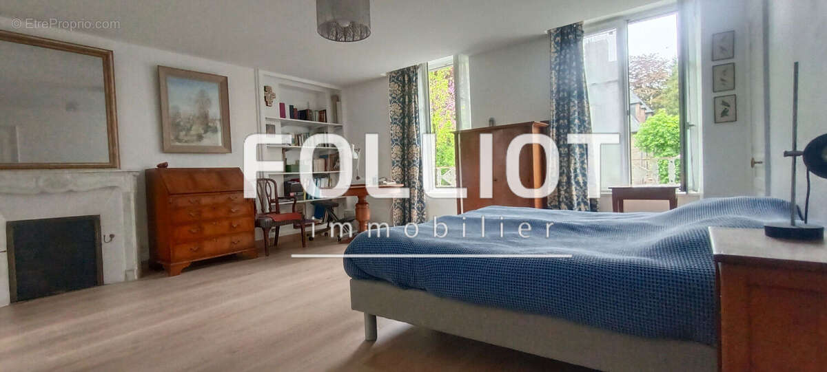 Maison à VILLEDIEU-LES-POELES