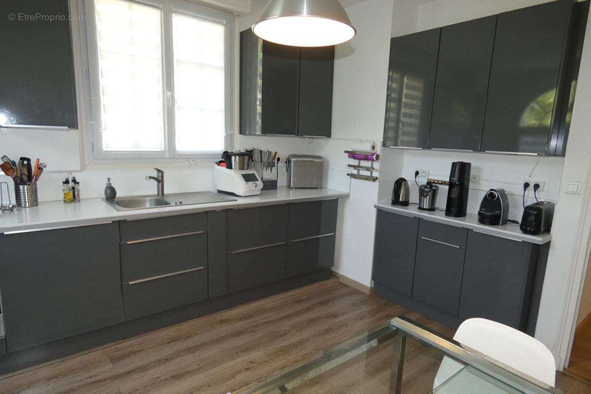Belle maison 5 chambres - parfait état - proche commerces et écoles à pied - photo 8