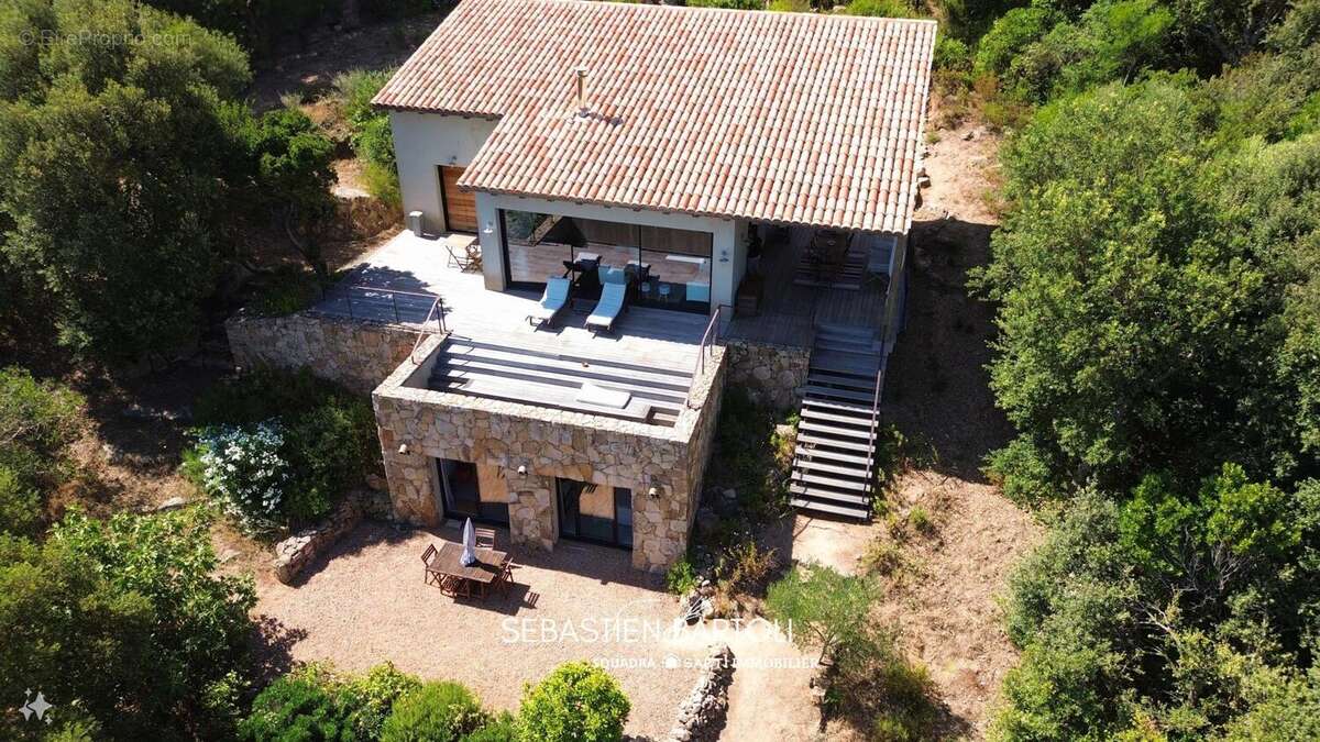 Maison 113 m² à Figari  - photo 4
