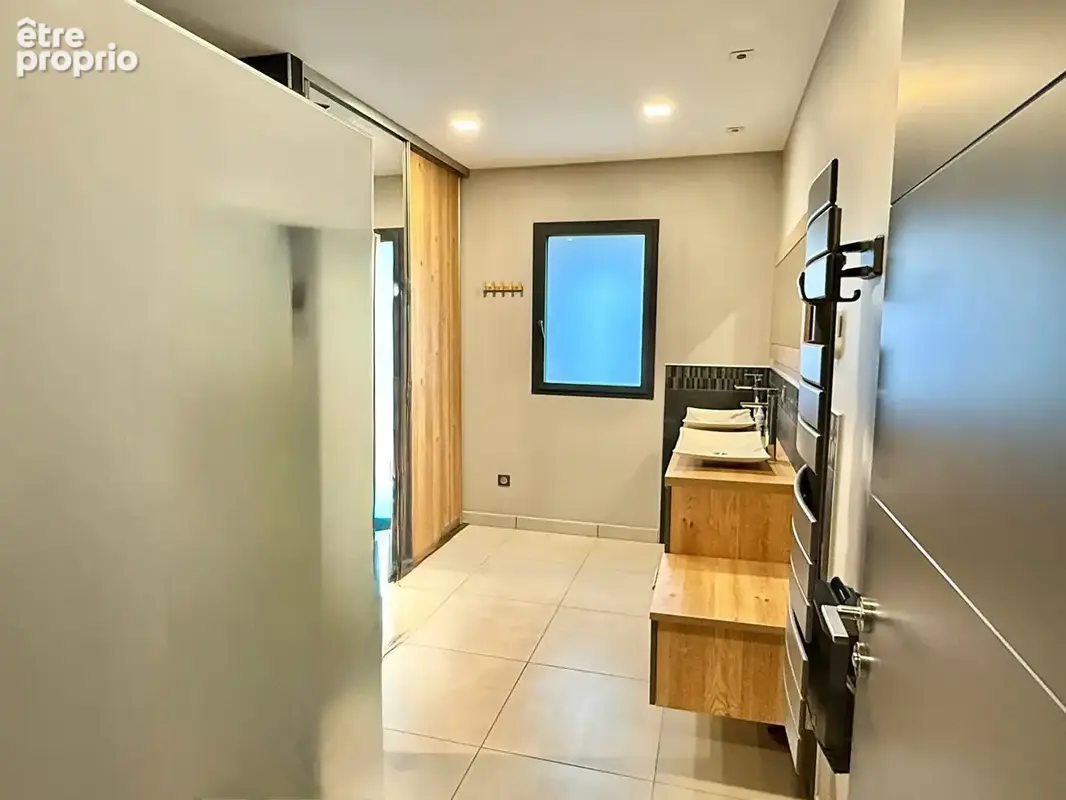 MANZAT / Villa contemporaine à vendre de 225 M2 habitables, belles prestations ! - photo 14