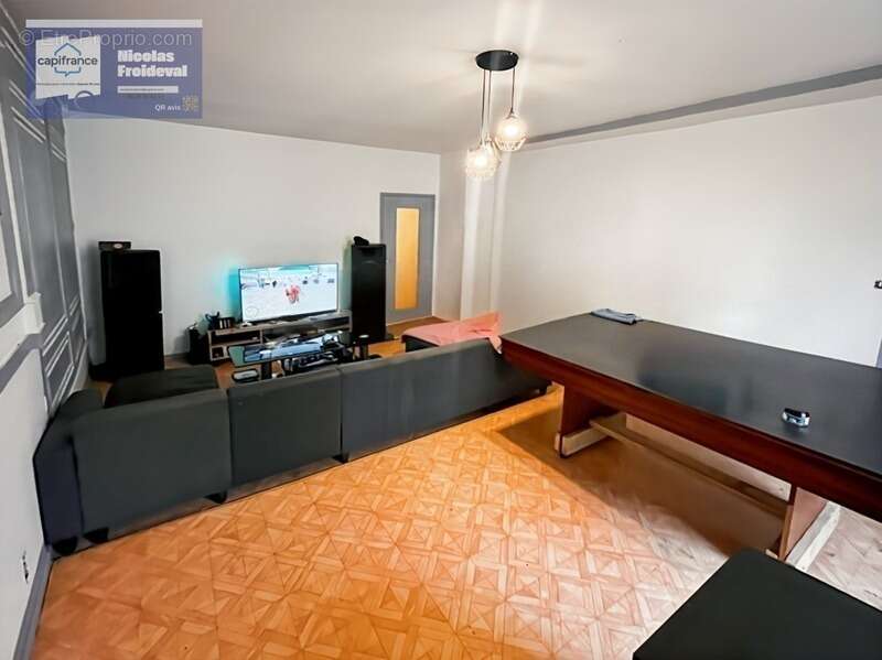 Appartement à COUSANCE