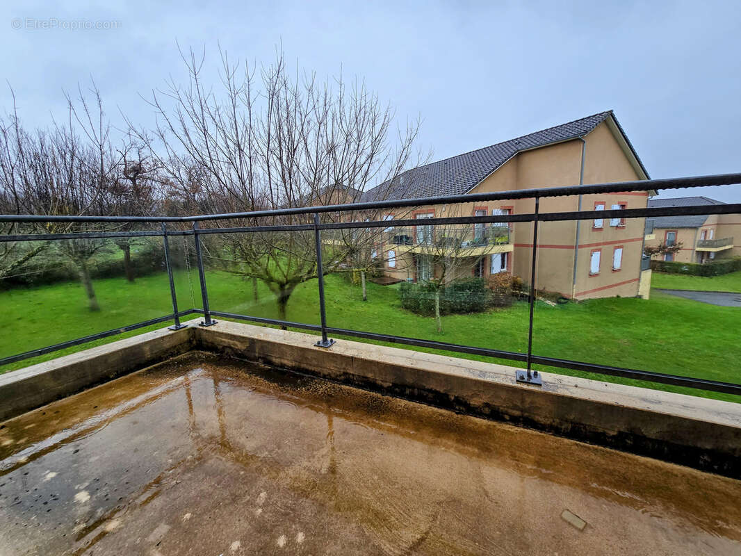 Appartement à COSNAC