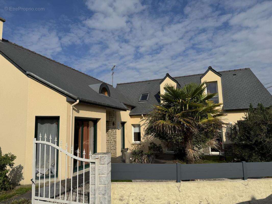 Maison à JANZE