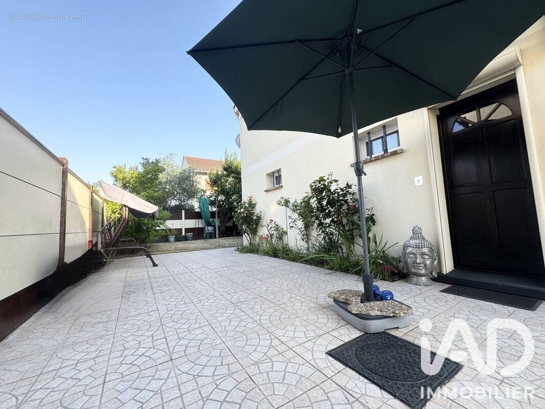Photo 1 - Maison à DRANCY