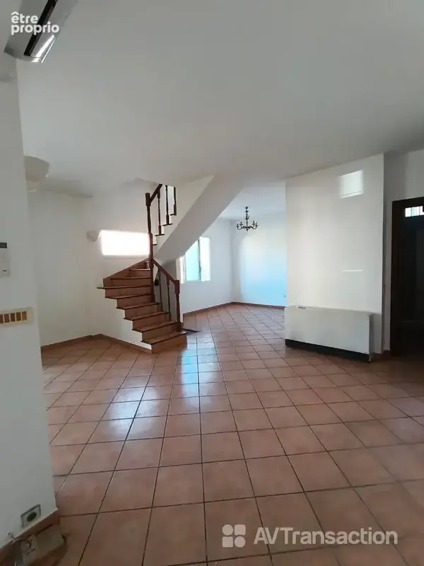 Maison 130 m² à vendre à Marseille-9e (13009) - photo 2
