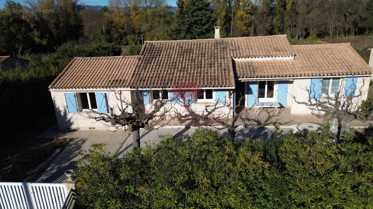 Maison à SAINT-BAUZILLE-DE-LA-SYLVE