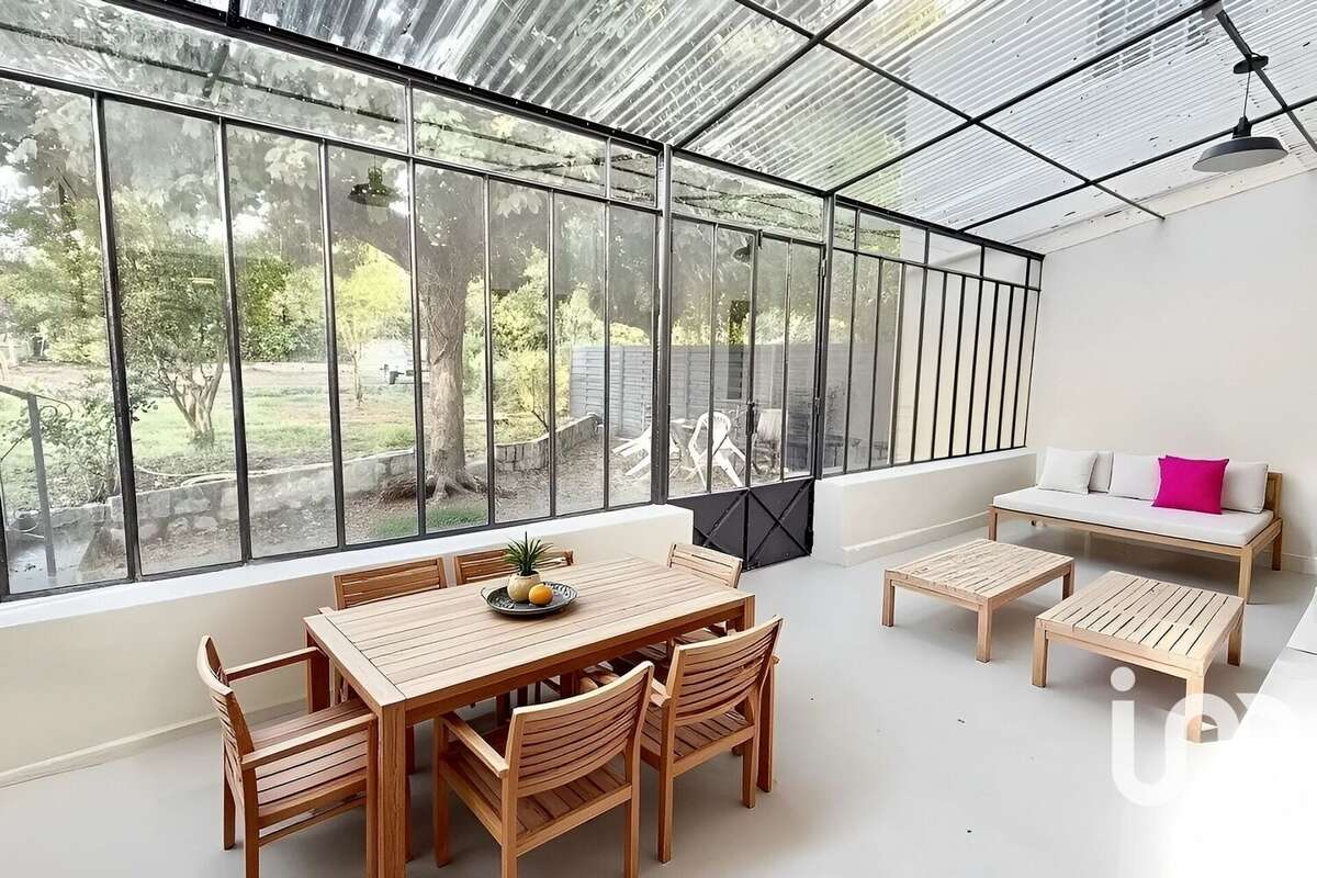 Photo 3 - Maison à CUBZAC-LES-PONTS