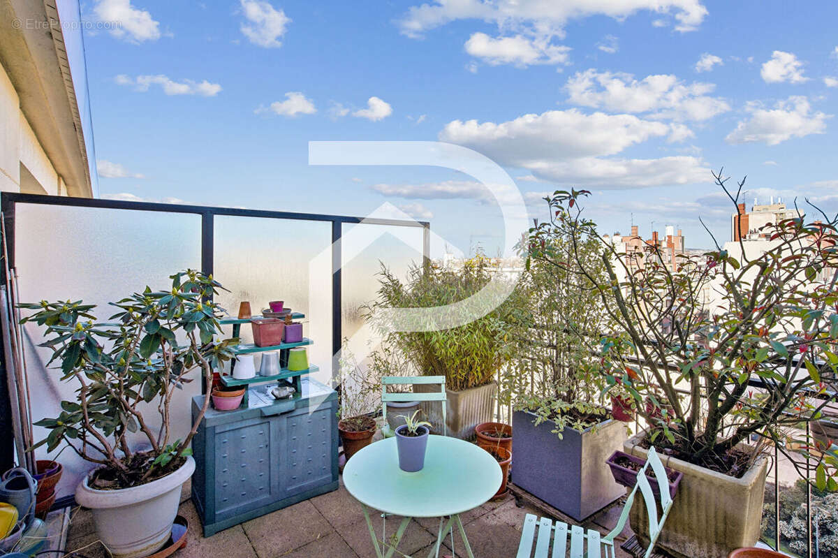 Appartement à COLOMBES