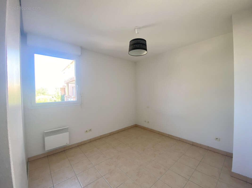 Appartement à MEZE