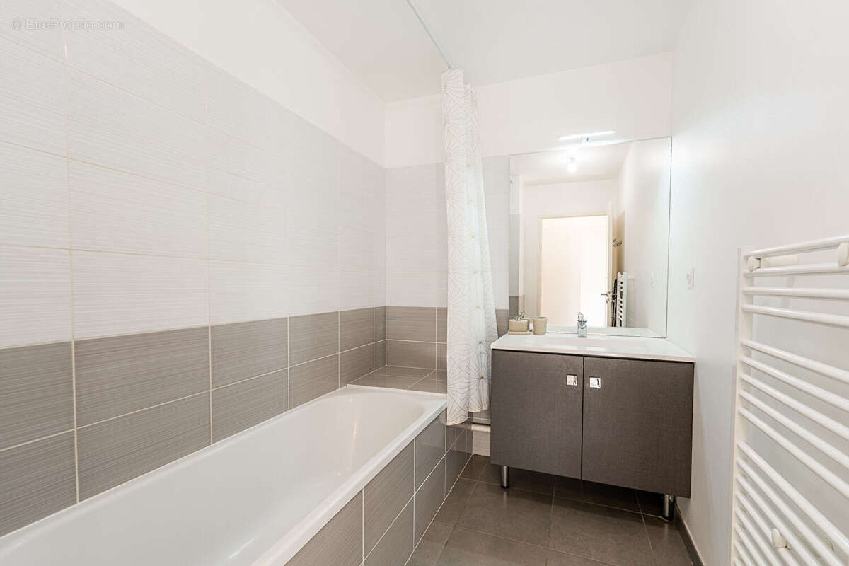 Appartement à AIX-LES-BAINS