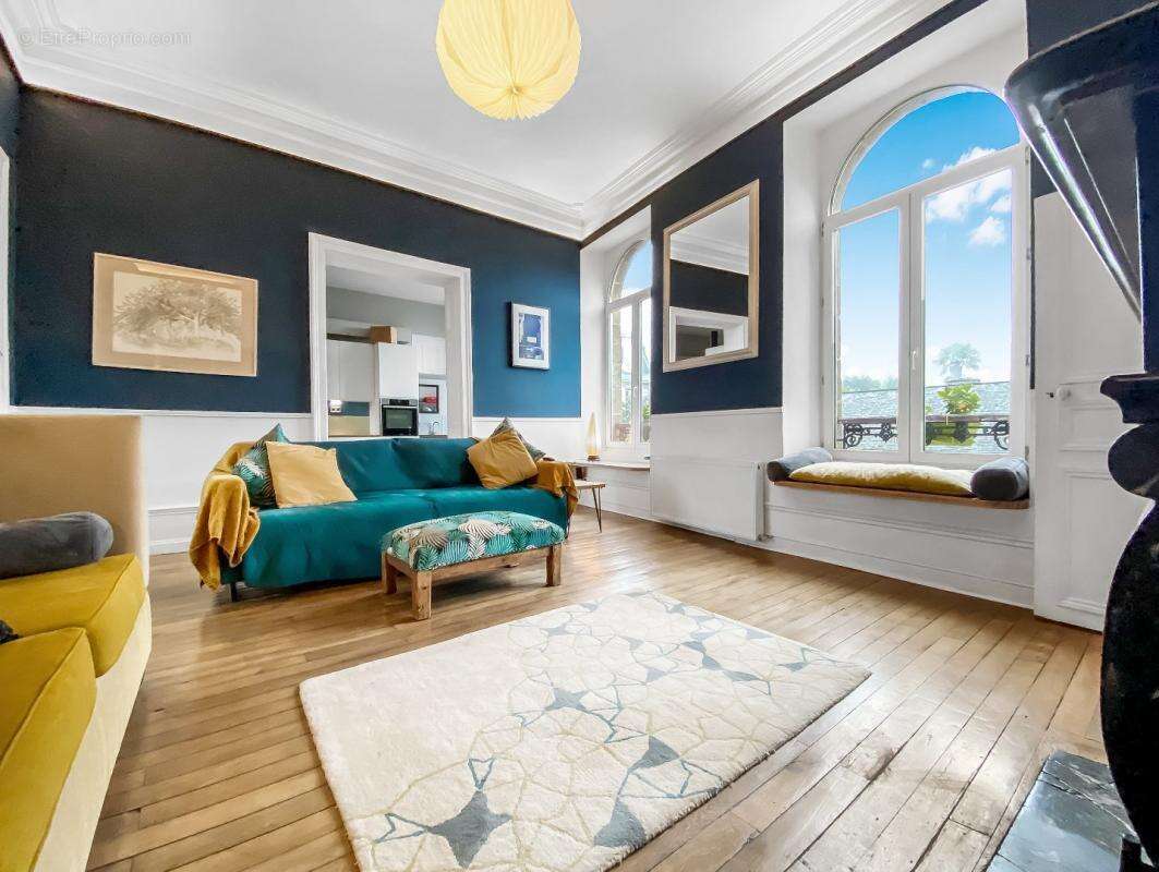 Appartement à ERNEE