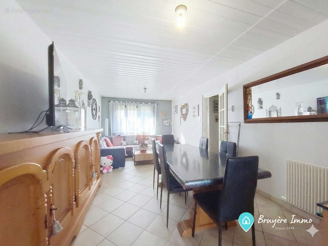 Maison à FOURMIES