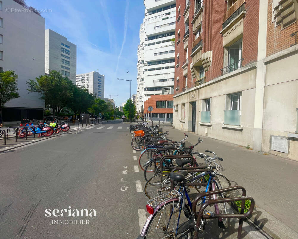 Appartement à PARIS-12E