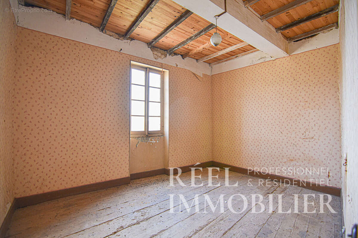 Maison à TOURRENQUETS