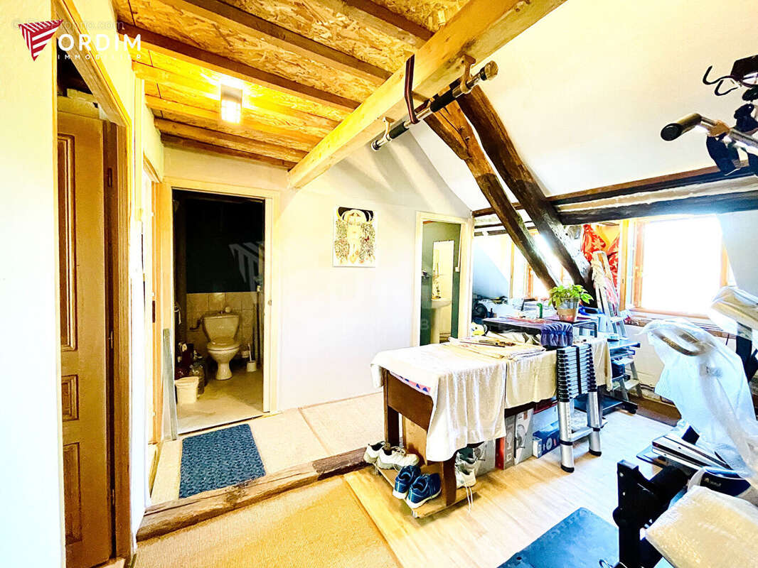 Maison à SAINT-AMAND-EN-PUISAYE