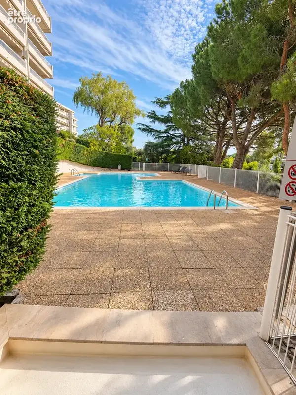 Nice ouest   corniche fleurie  studio avec piscine   idéal investissement ou pied-à-terre - photo 1