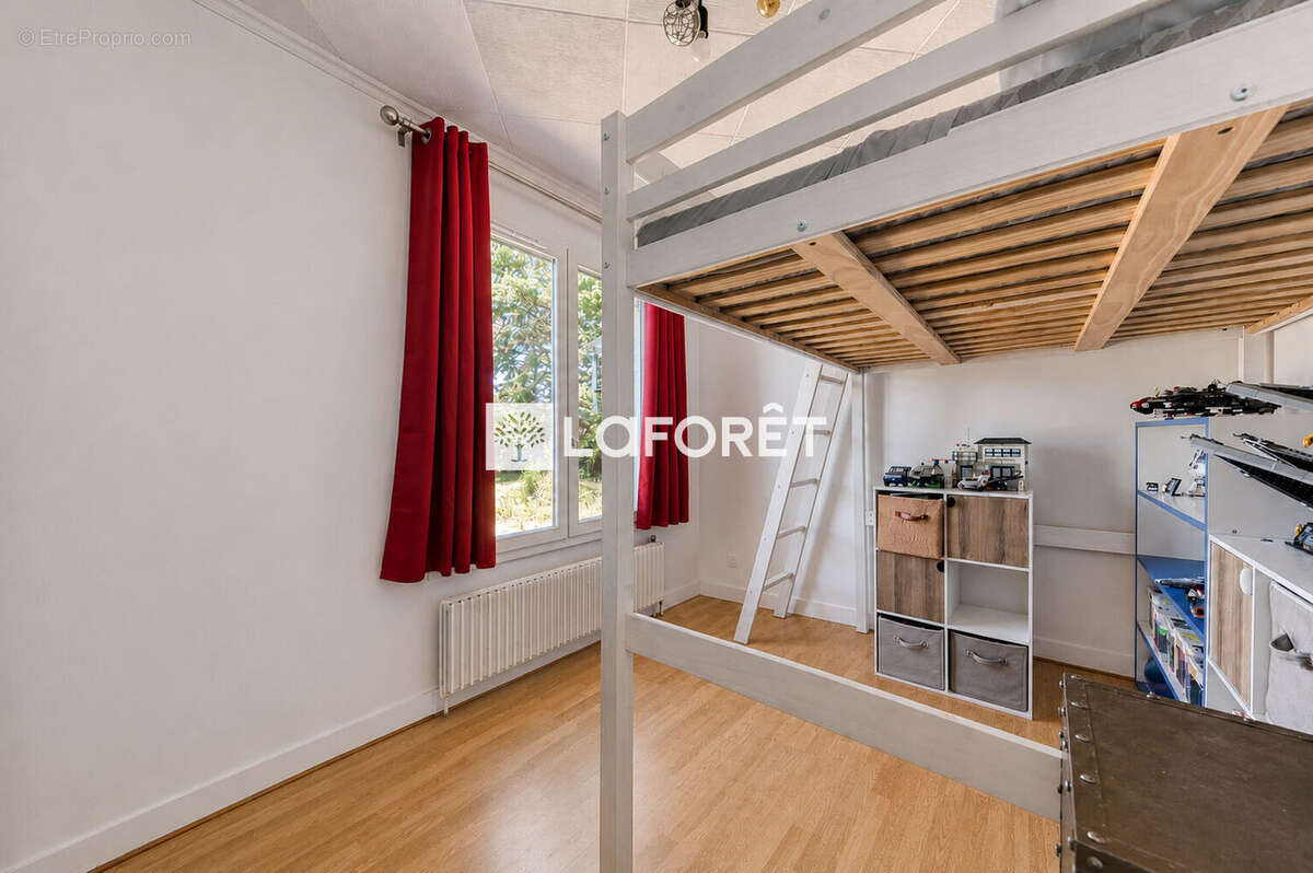 Maison Gretz Armainvilliers 5 pièce(s) 110 m2 - photo 8