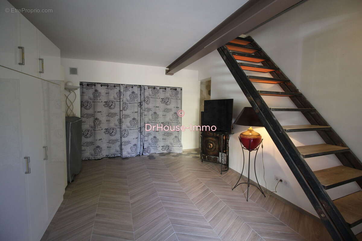 Appartement 86 m² à Cavalaire-Sur-Mer  - photo 24