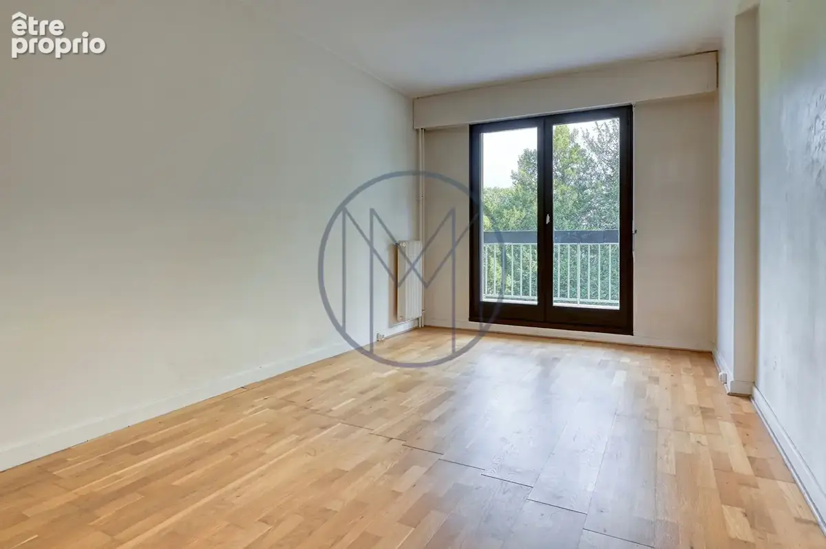 Appartement Versailles 5 pièce(s)-secteur Pershing-Ascenseur-Balcons-Gardien - photo 8