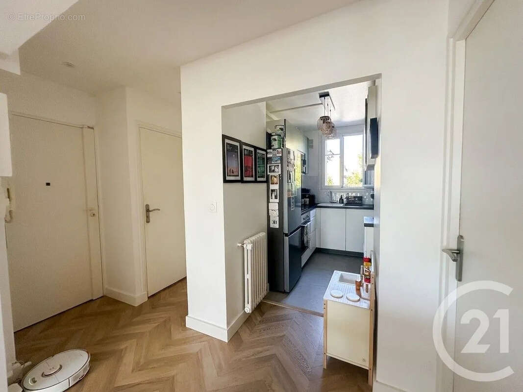 Appartement à SAINT-MAUR-DES-FOSSES