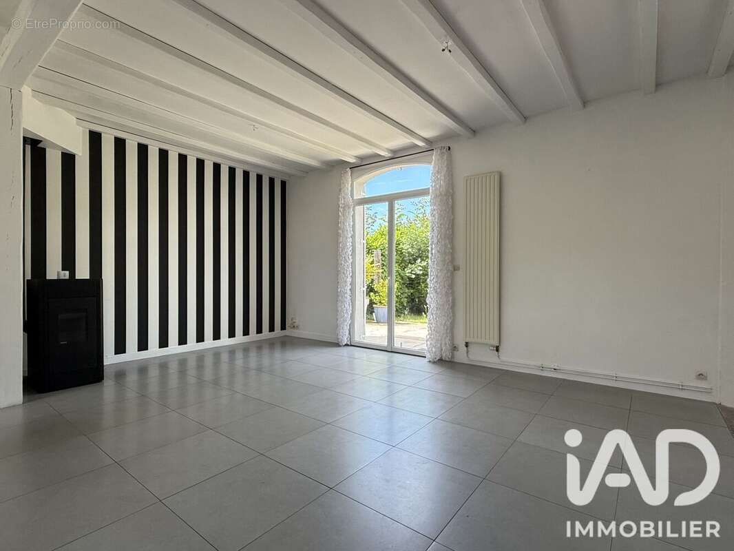 Maison 129 m² à Allonville  - photo 5