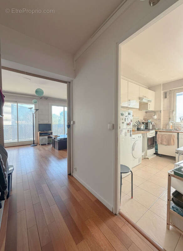 Appartement à MONTROUGE