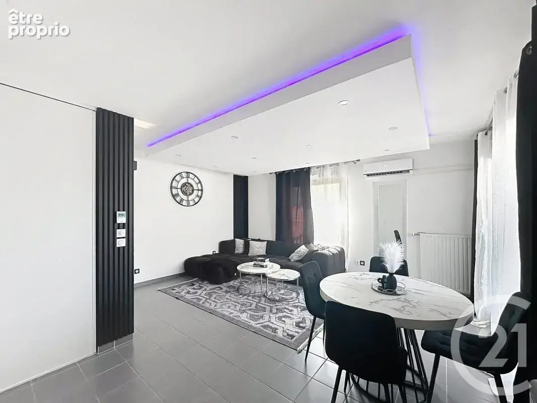 Appartement 83 m² à Saint-Priest  - photo 4