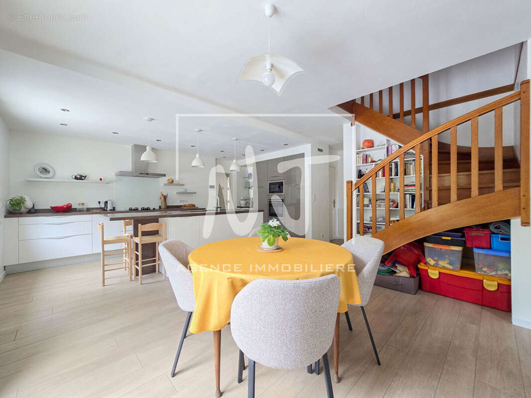 Maison familiale à vendre à Savennières avec atelier / garage aux portes d'Angers - photo 17