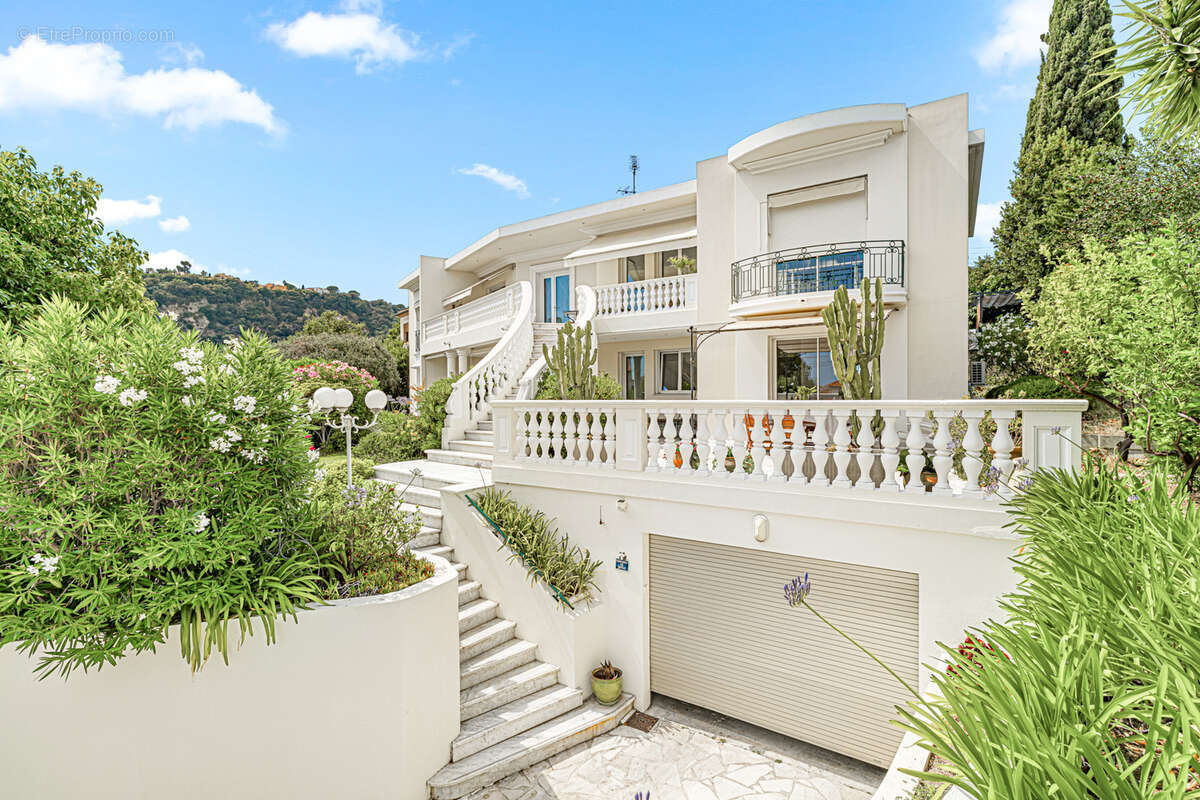 NICE NORD COLLINE - 3/4 PIECES dans VILLA - 117 m2 - Terrasse - Jardin- Garage - 689 000 € - photo 2